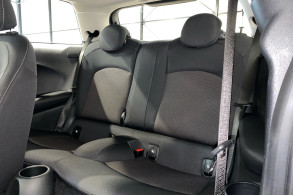 MINI COOPER 136CH ESSENTIAL BVA7