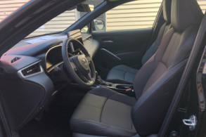 COROLLA CROSS 1.8 HYBRID 140 FWD E-CVT LOUNGE