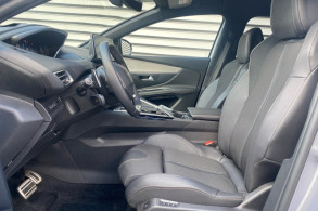 3008 HYBRID 136CH GT E-DCS6